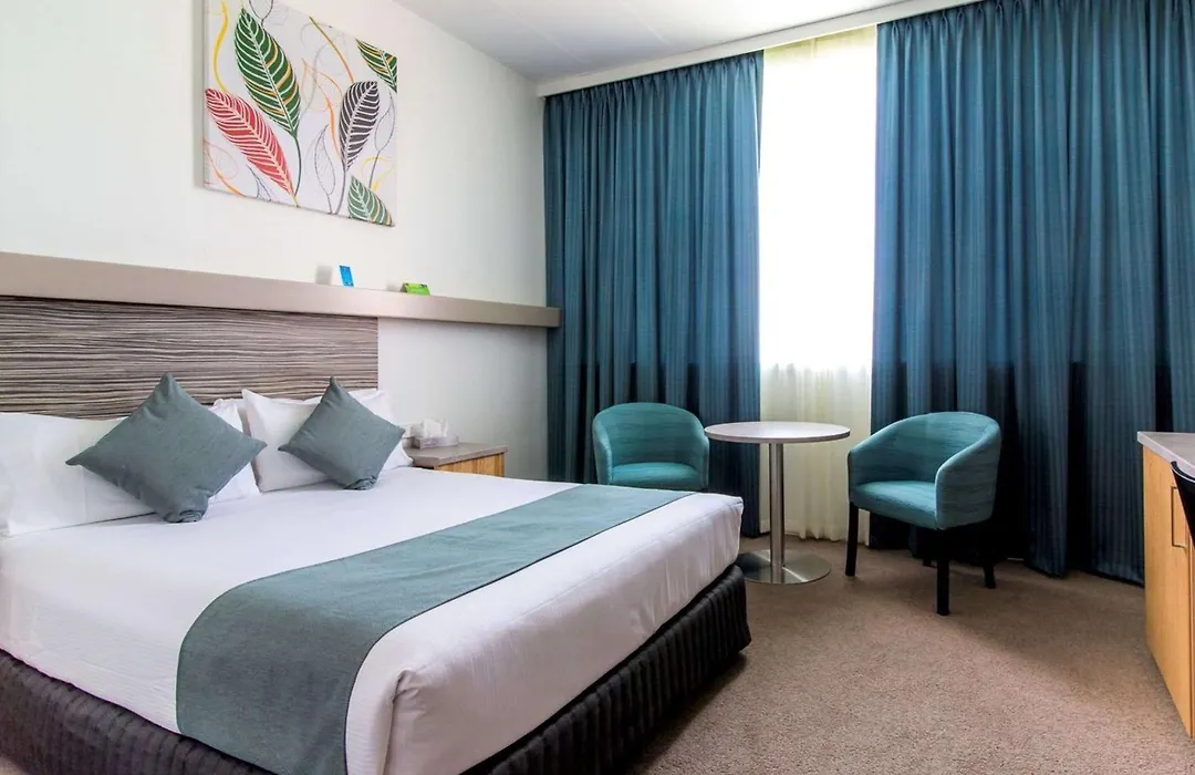 Comfort Inn Regal Park-1